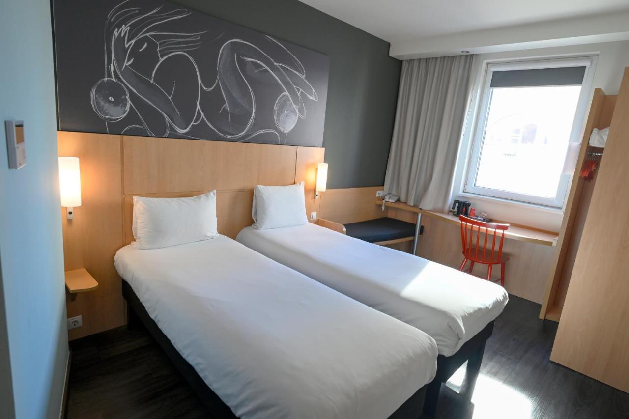 Ibis Skopje City Center Exterior foto
